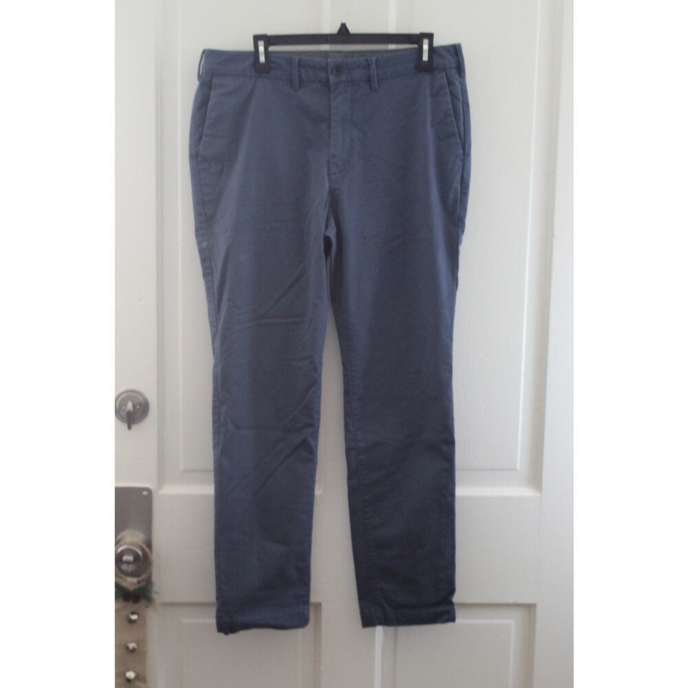Men's Express Slim Comfort Hyper Stretch Chino Size 34W x 32L Blue